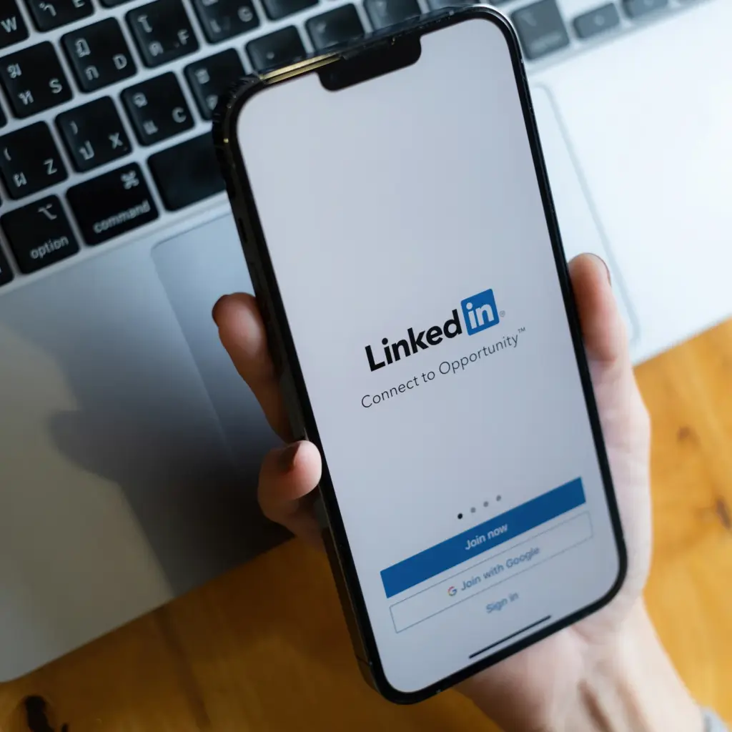 Estrategias para posicionar tu marca en LinkedIn